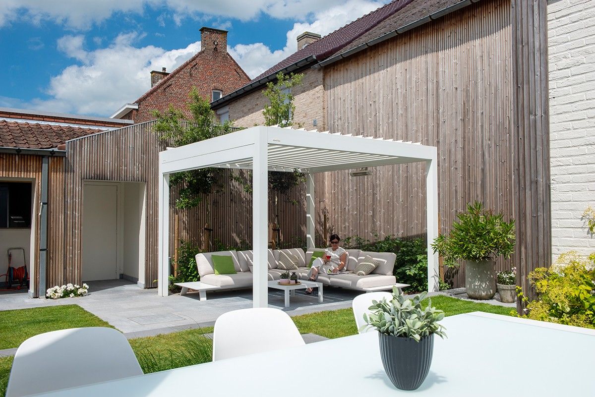 Modern Pavillon im Garten