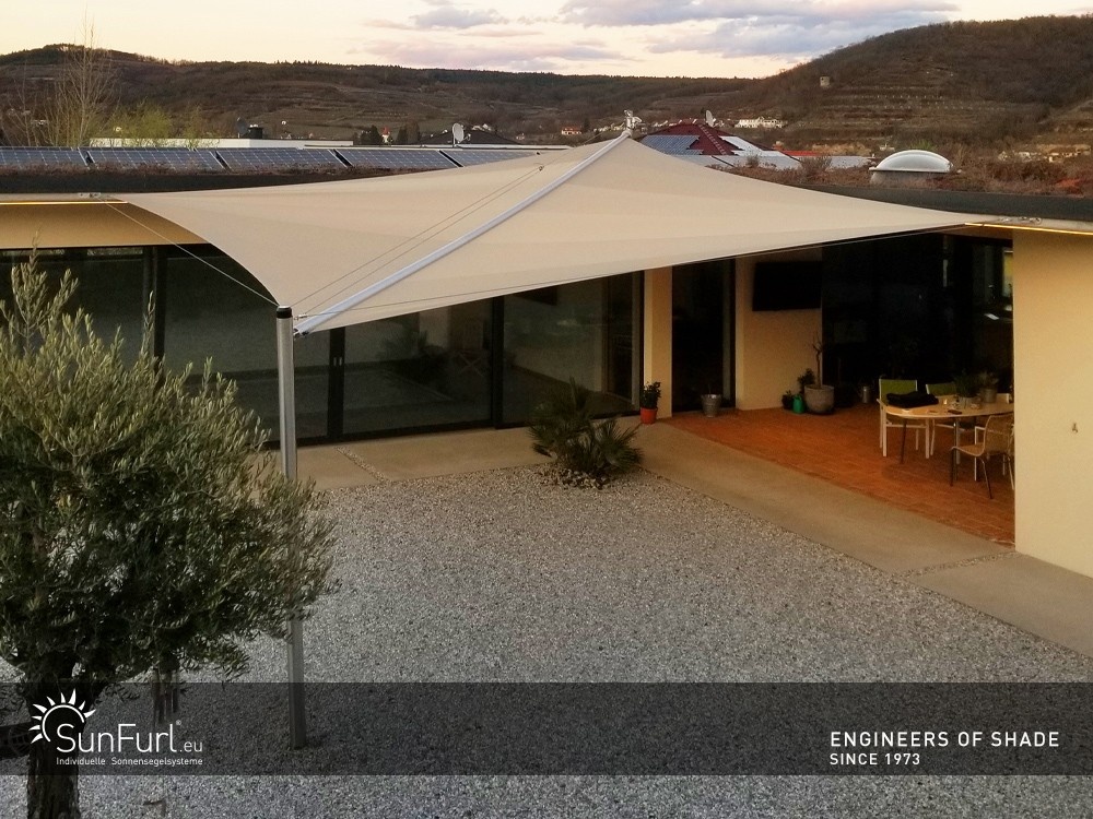 Sonnenschutz über einem Patio
